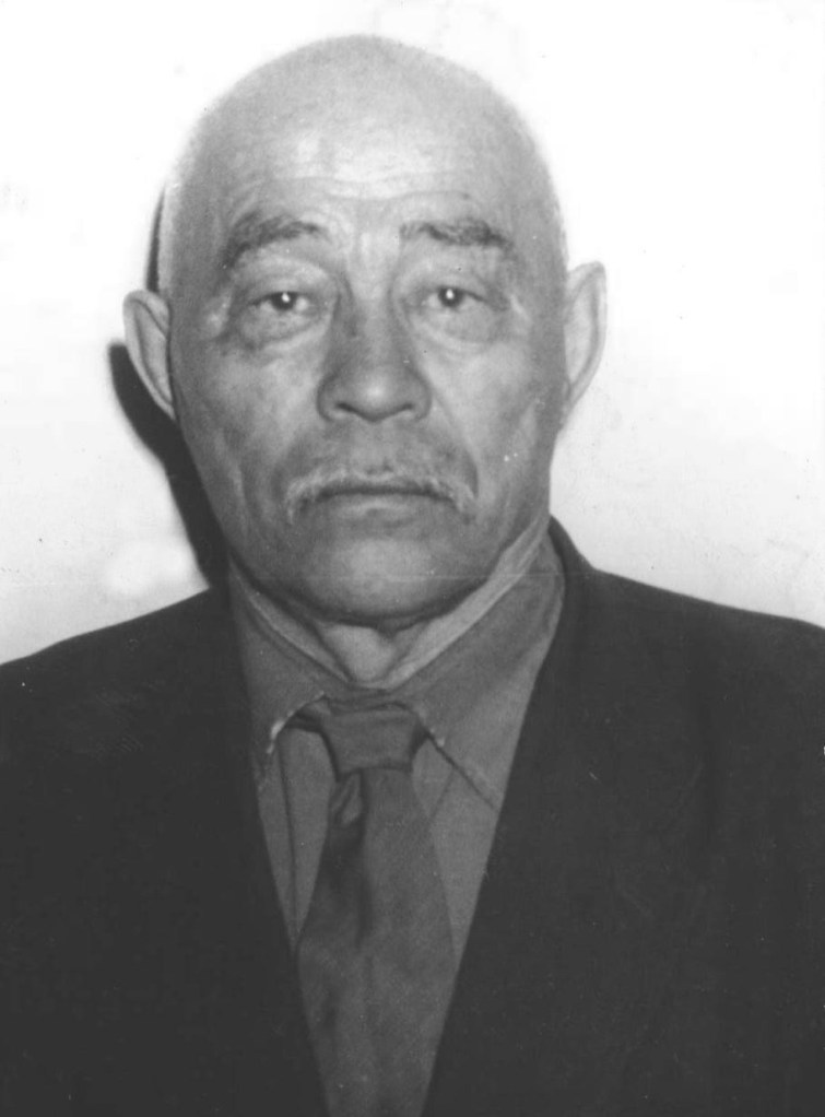 Алинов Дюсеке 