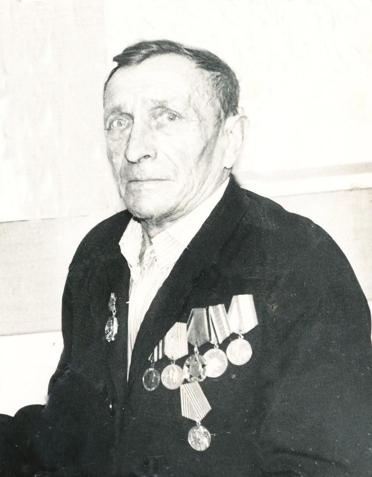 Игнатов Аркадий Александрович 