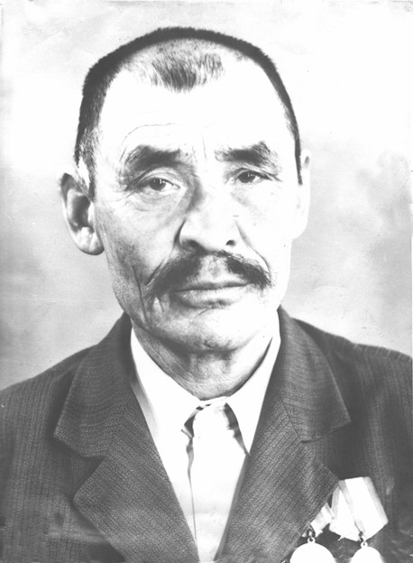 Мукашев Зияш 